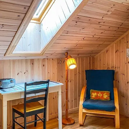 Holiday home 4 Bedroom Cozy In Straumgjerde