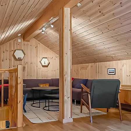 度假居 4 Bedroom Cozy In Straumgjerde
