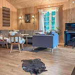 4 Bedroom Cozy In Straumgjerde Tatil Evi